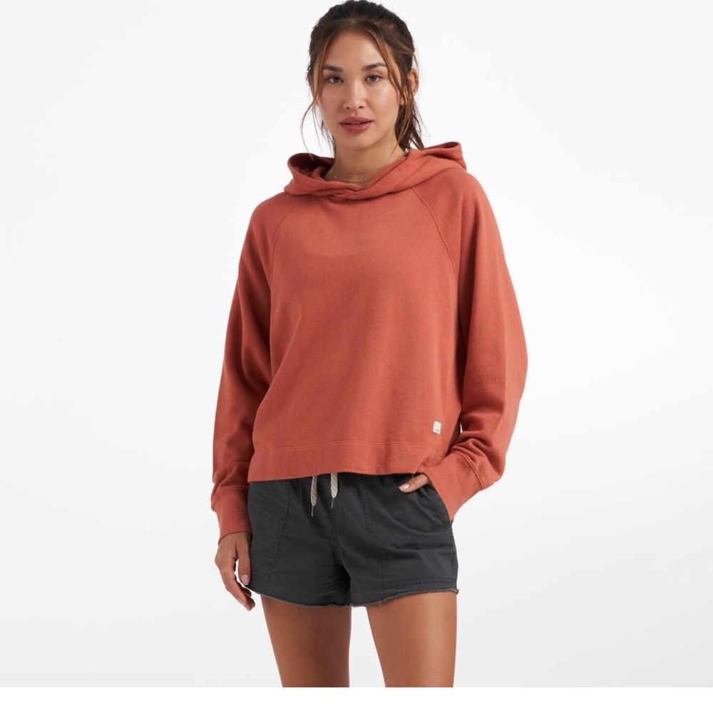 Vuori Sunnyside Hoodie Size Large in a Burnt Orange